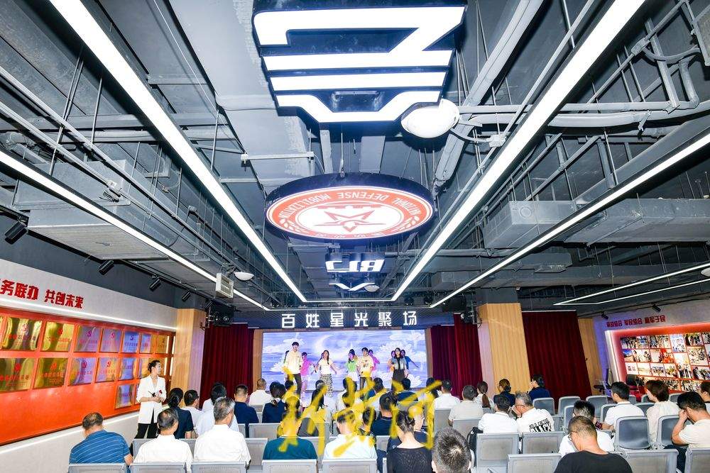 夏日炎炎，来“天然空调房”里坐坐，还有精彩节目看！