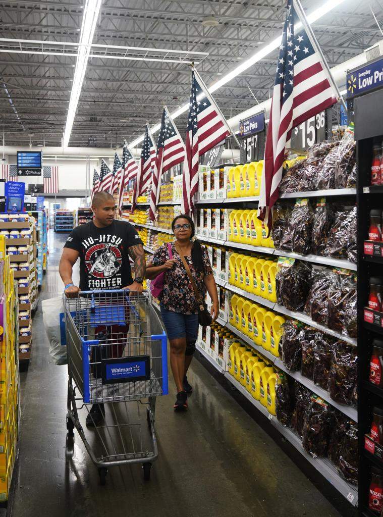 美国商场货架一线观察：关税冲击下的民众“物价焦虑”