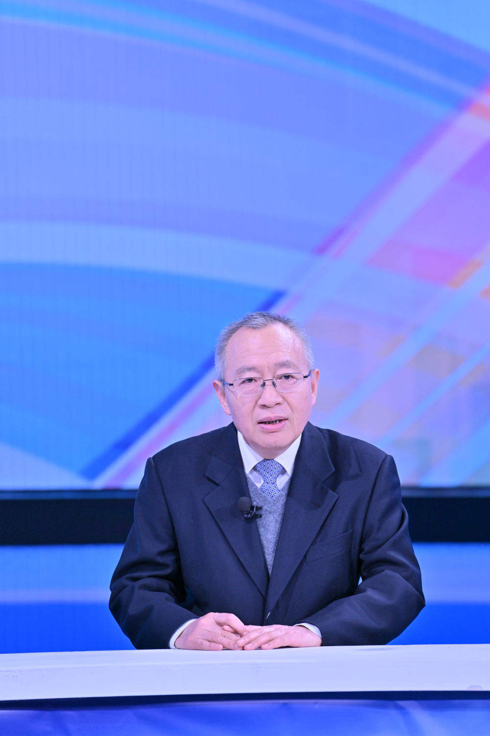 “中国经济圆桌会”聚焦“十五五”规划纲要