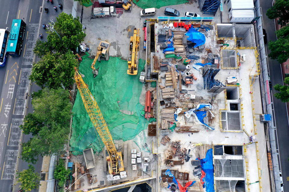 济南地铁4号线进展，山大路站施工正向地下进展