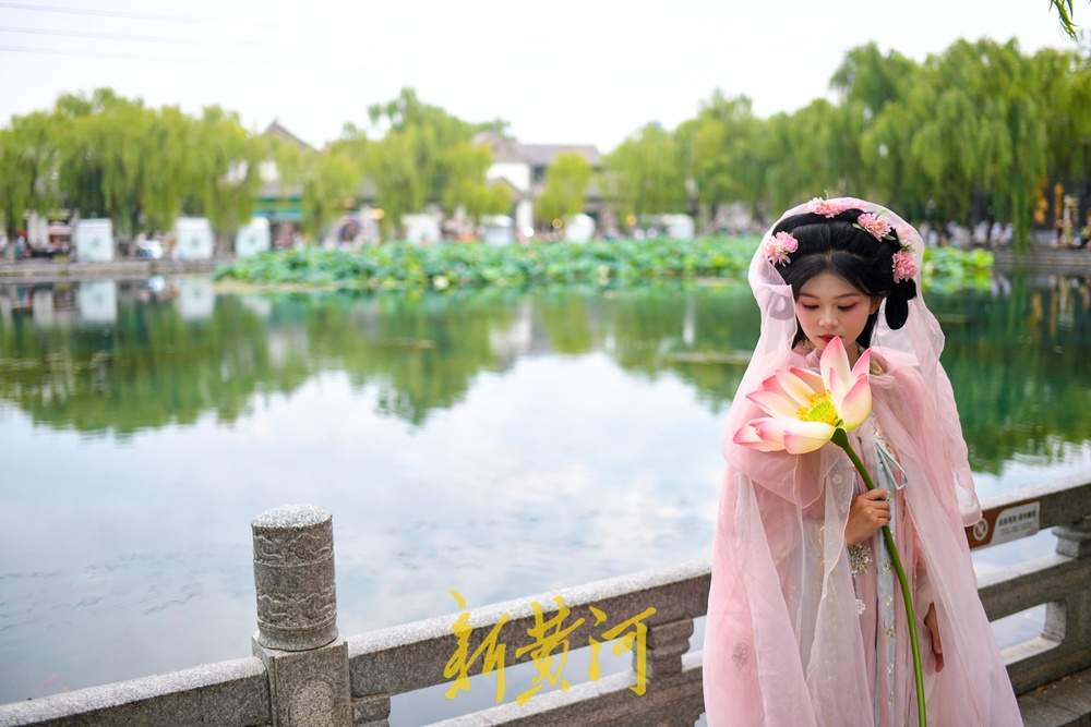 与荷花一起来个“荷”照吧，来济南邂逅夏末秋初的限定浪漫
