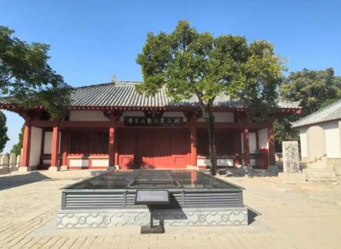 中国现存最早地面房屋建筑！济南这座石祠里，藏着会发光的东汉