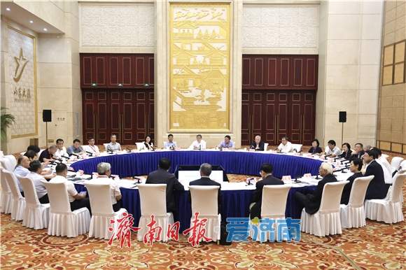 济南市现代医药创新发展圆桌会议召开 孙咸泽于海田出席并讲话