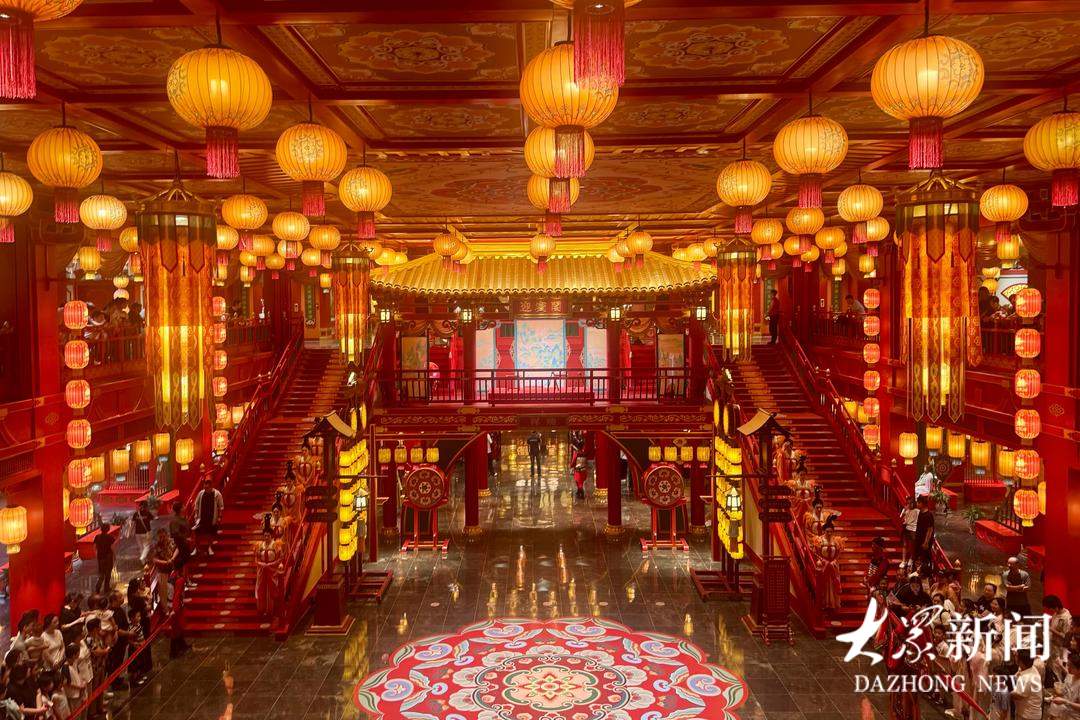 “三新”试点落地见效 泉城商业集群升级