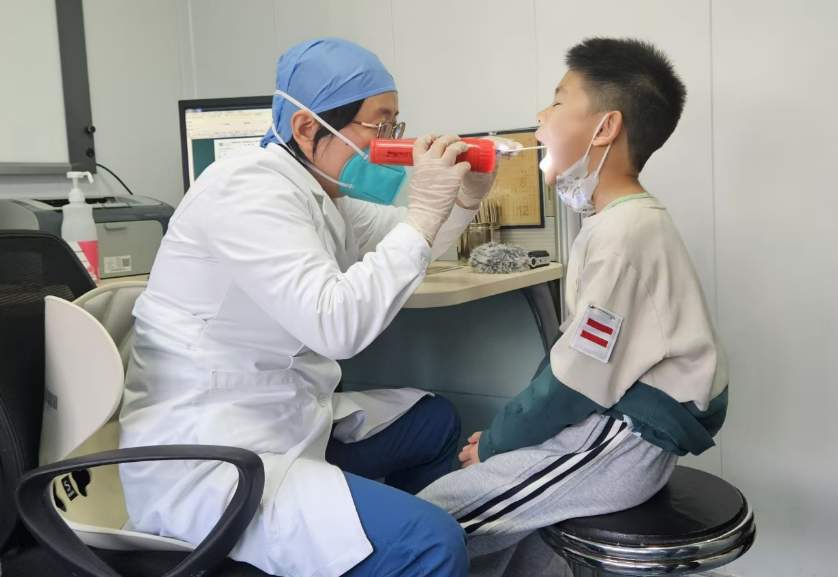 流感增多 家长带娃就医急 哪些时段可避开就诊高峰？