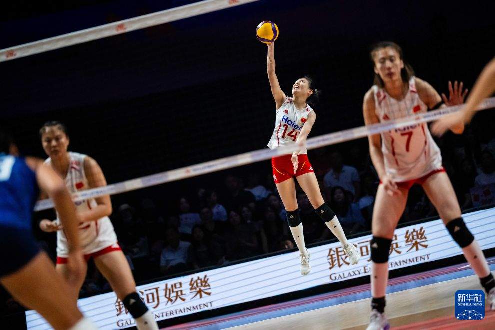 世界女排联赛总决赛:中国队晋级四强