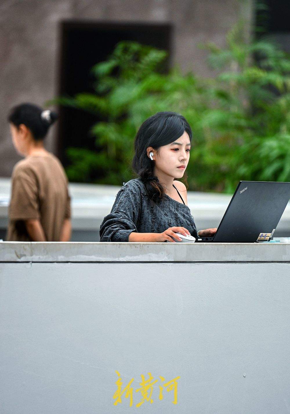 一年四季 泉在济南丨书山墨海里度过别样双节假期