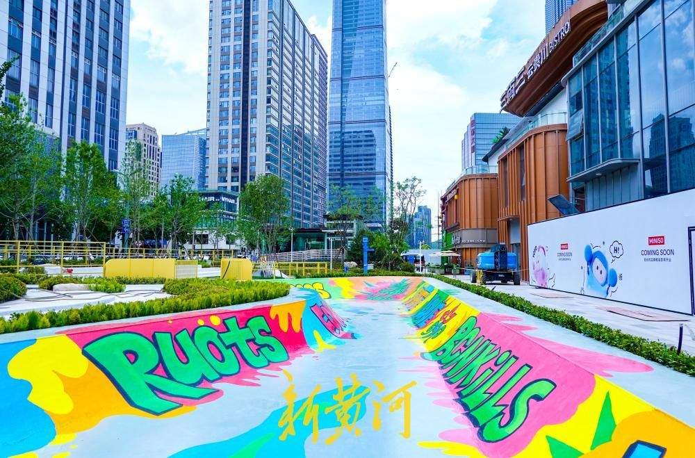 济南CBD核心区再添新景，“儿童友好城市”公园亮相安成街