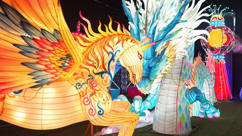 匠心扎制添新韵,非遗代表性传承人王永训以花灯点亮良宵