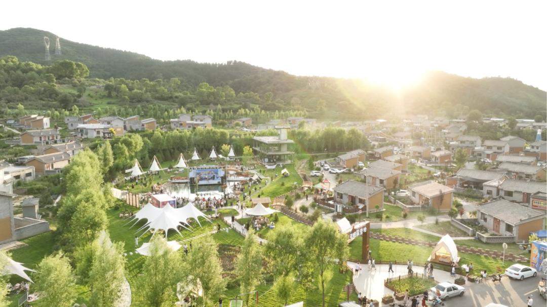 拼了!深山小村凭啥长出千万级产业