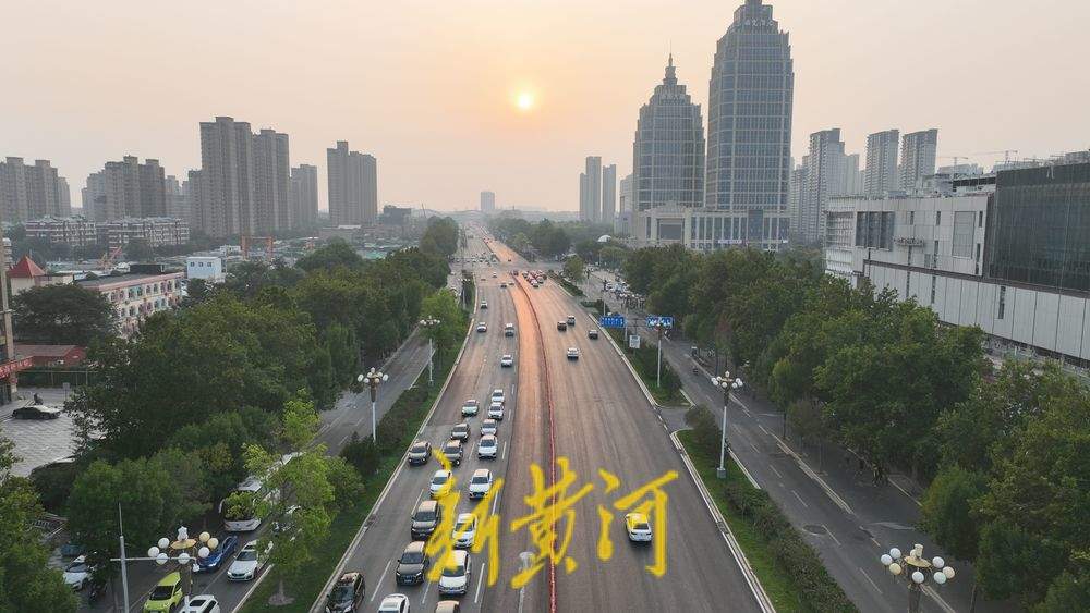 济南经十路快车道分段换新装