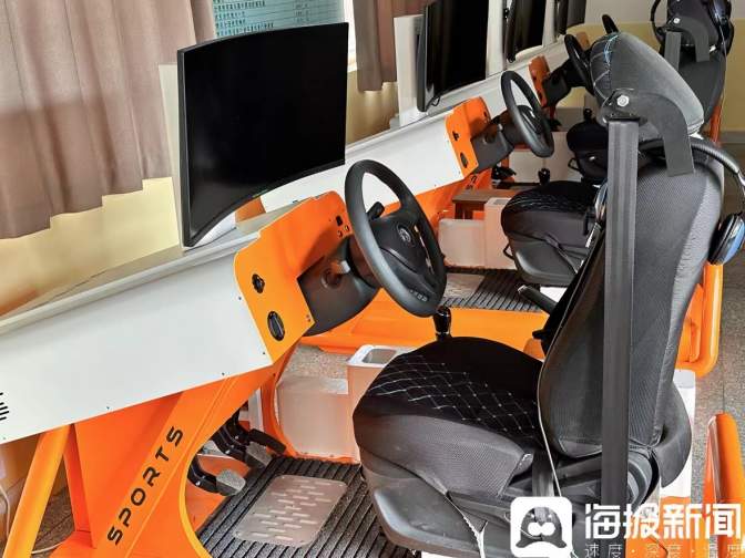 自动挡学车热度上升:拿本快 考试相对简单