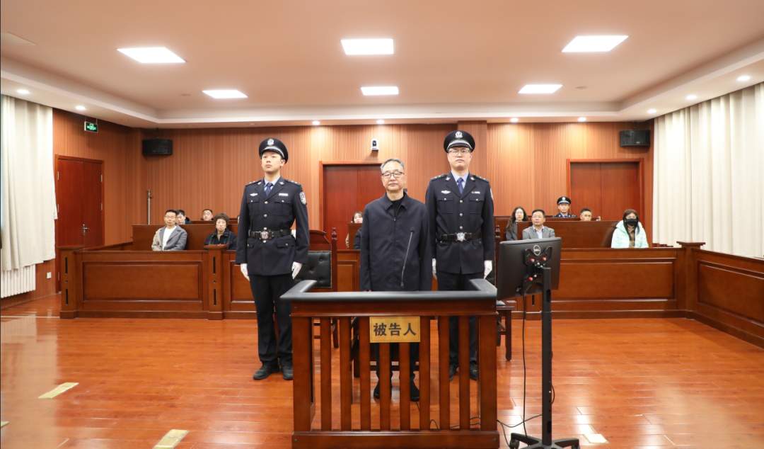 山东省临沂市原一级巡视员郑连胜受贿案一审公开宣判