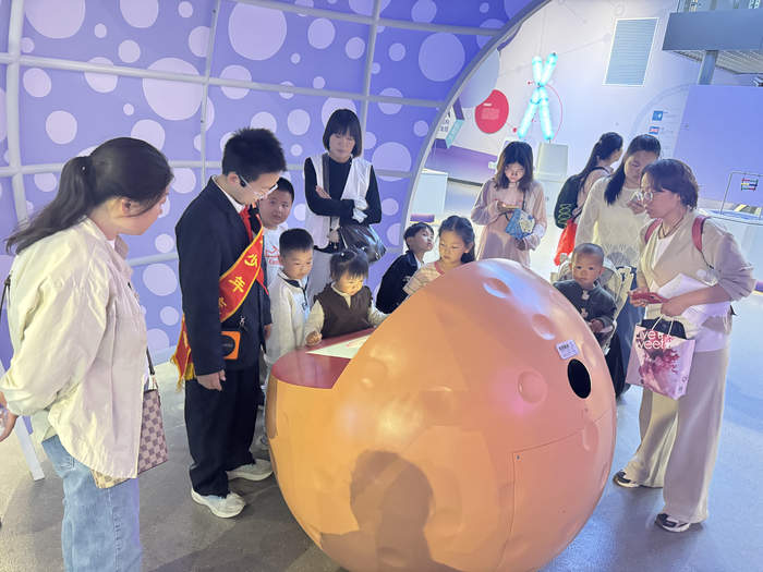 科普盛宴“嗨”翻五一，山东省科技馆累计接待游客4.7万余人次
