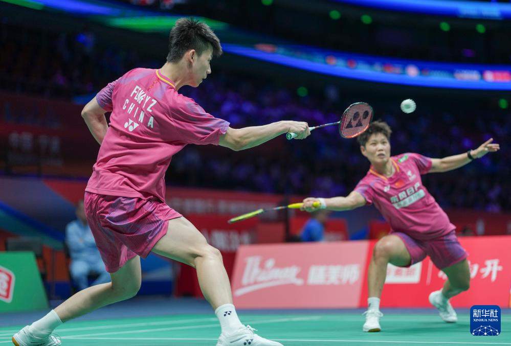 羽毛球——亚锦赛：冯彦哲/黄东萍晋级混双八强