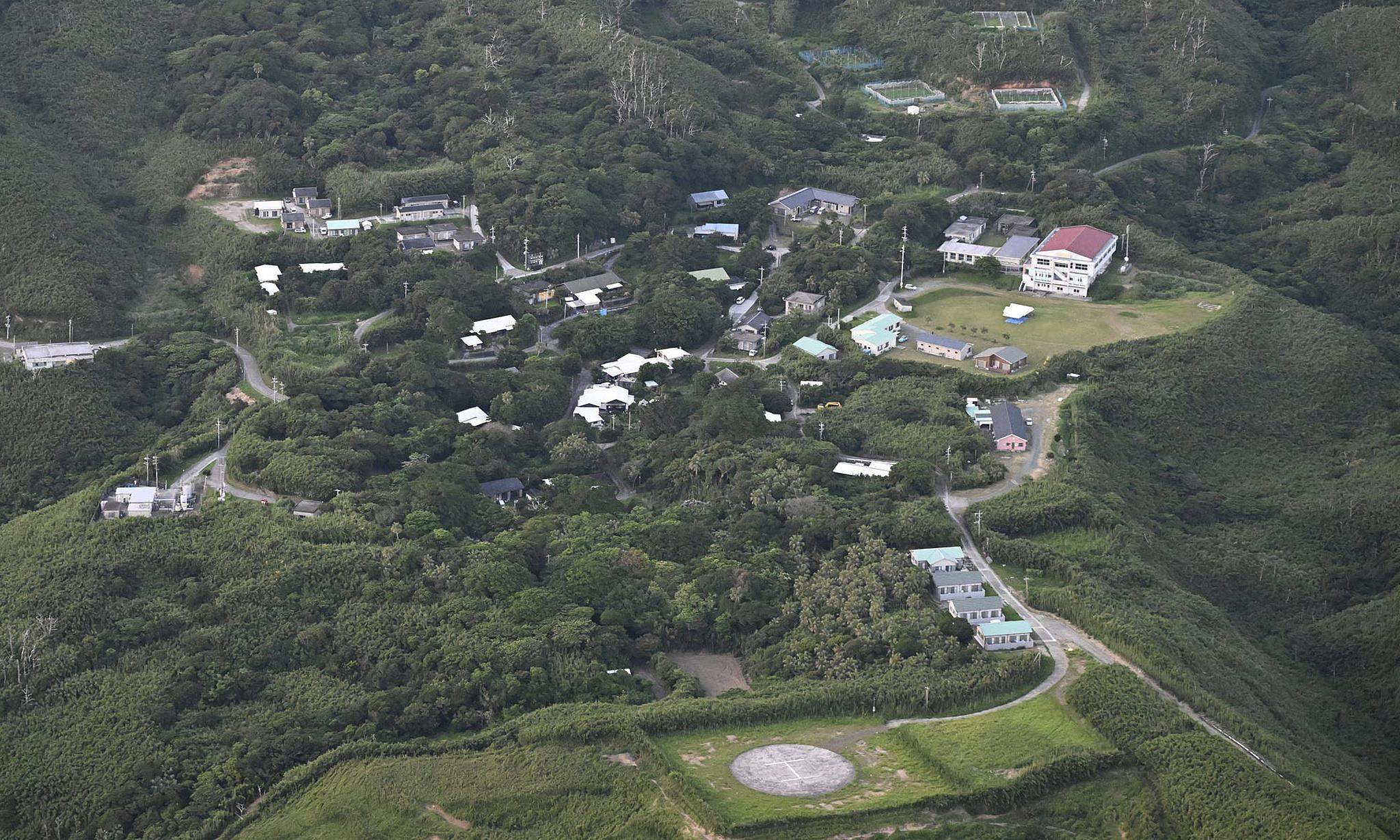 日本鹿儿岛县一火山两次喷发