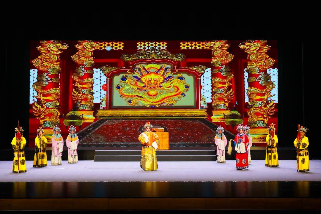 新春走基层丨万马奔腾 雅俗同喜乐