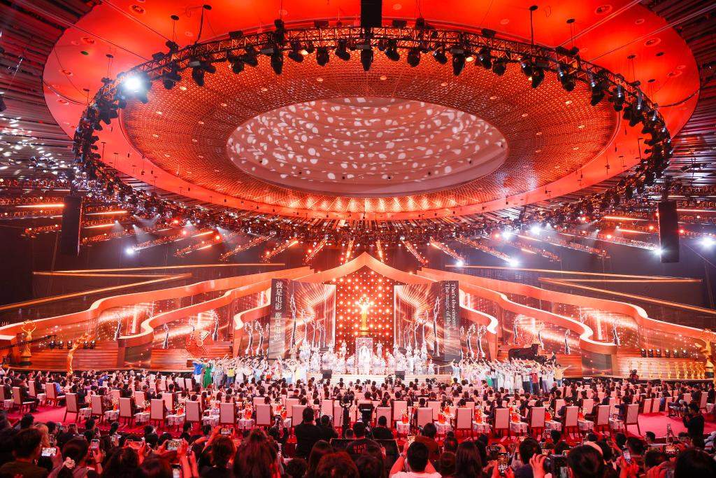 第十六届北京国际电影节圆满闭幕 “天坛奖”礼赞春日光影盛宴