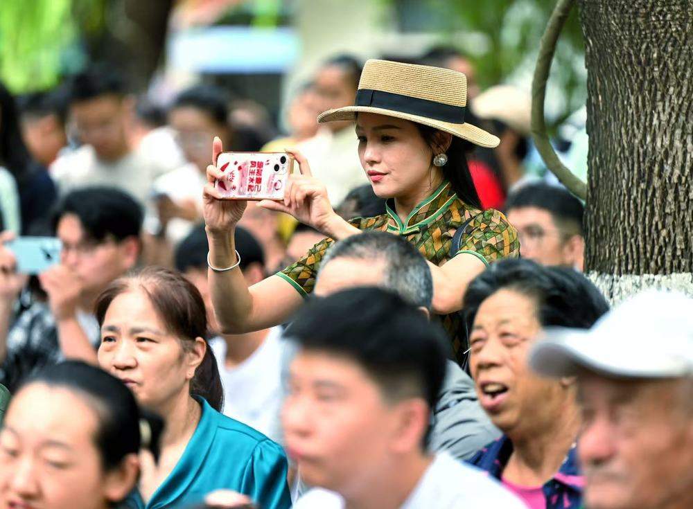 国庆首日,山东200家景区共纳客317.6万人次