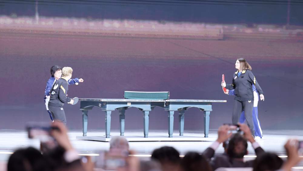 时政镜距离｜跨越55载，再续“乒乓情缘”