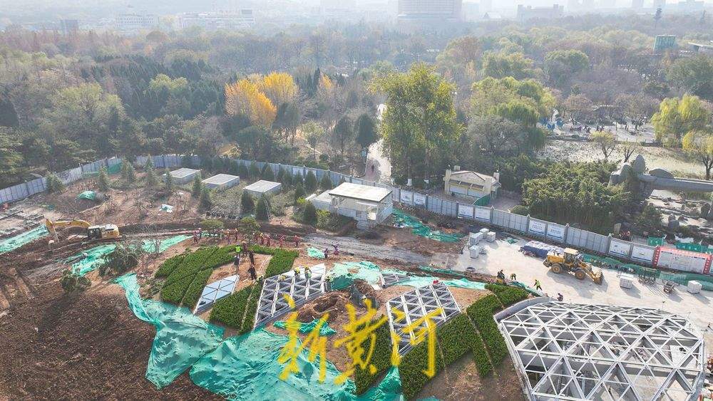 地铁出入口披绿装 融入济南城市公园绿肺