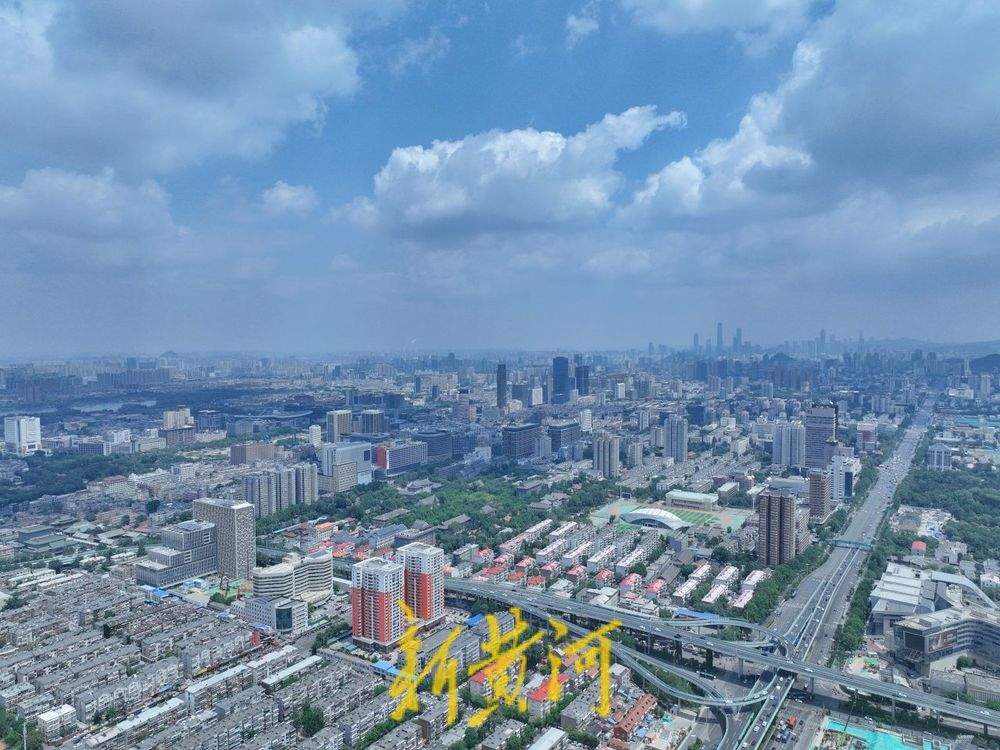 一年四季 泉在济南｜泉城“初夏蓝”上线 蓝天白云开启“霸屏”模式