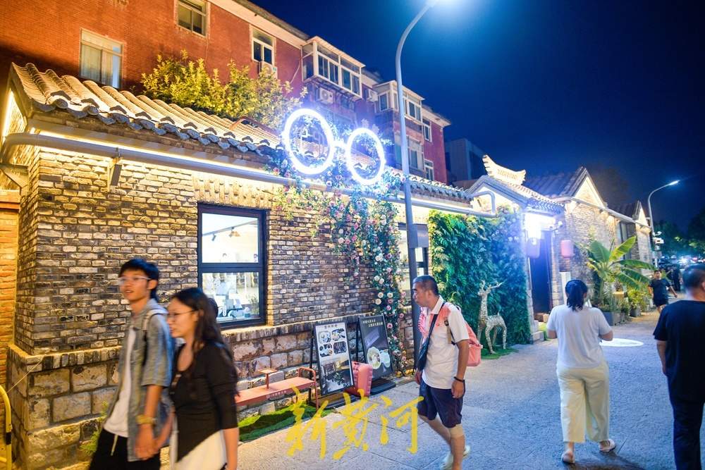 烟火气与文艺范同框！来济南百年老街感受新“夜”态