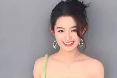 官方通报“天价耳环”最新进展：黄杨某甜父亲被立案调查