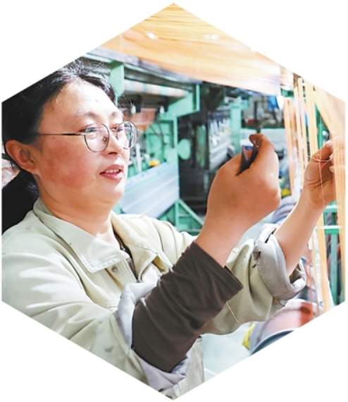 记者探访外贸一线，看如何应对市场波动