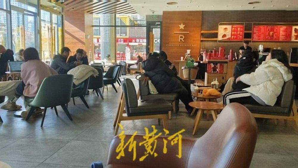 单杯价格上涨,进店必须消费?连锁咖啡品牌怎么卷不动了
