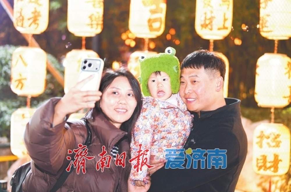 “泉”在济南过大年|从百盏纱灯到“马力全开” 见证半个多世纪的济南年味