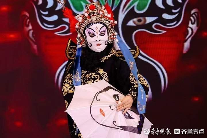提前大半年预订、演出将达四五百场，高跷“踩”出济南浓浓年味
