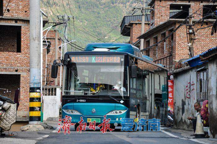 济南公交K121路：守护“家人之约”串起乡村振兴路
