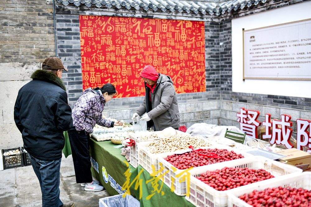 督城隍庙新春年货大集启幕 在650年文保建筑里寻味地道年俗