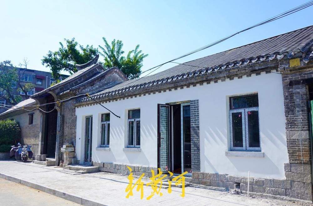 济南明府城鞭指巷焕新亮相 青砖灰瓦间重拾老城韵味