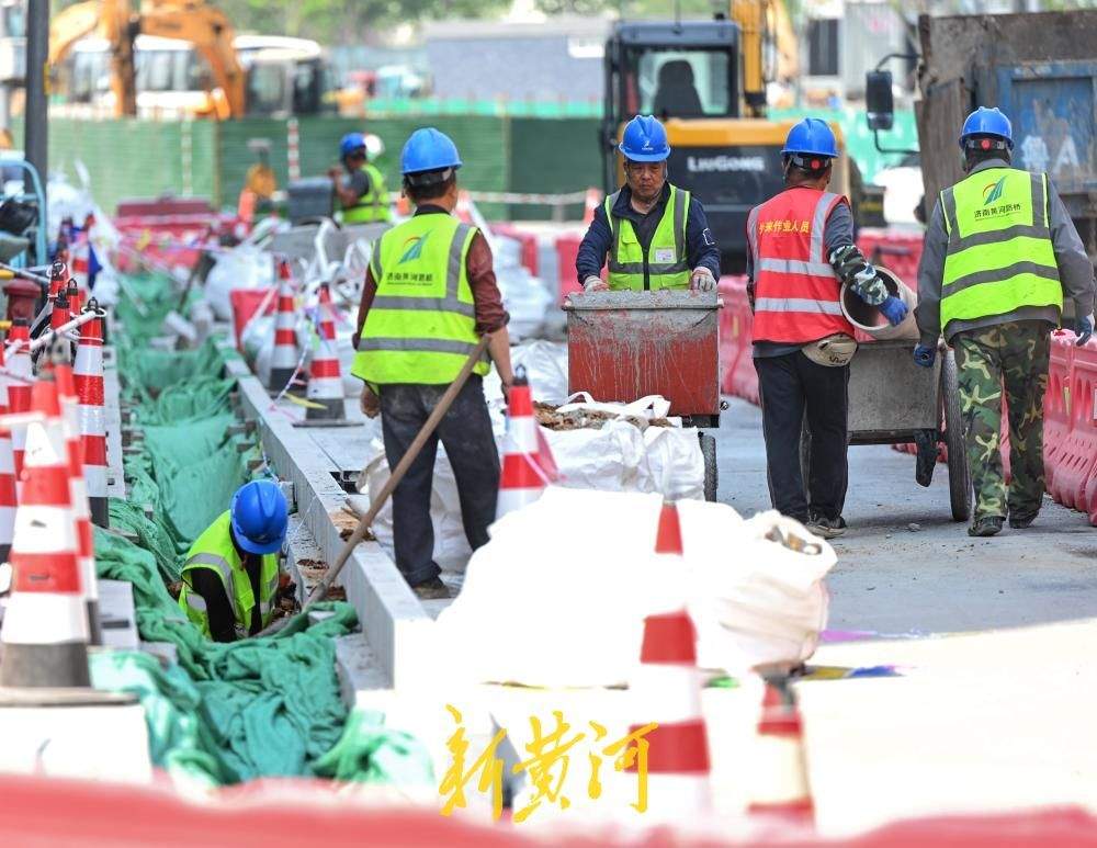 济南经一路西市场改造工程收尾，道路功能正逐步恢复