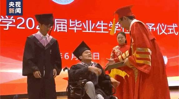 曾感动全网的励志男孩，要读研了！未来他计划