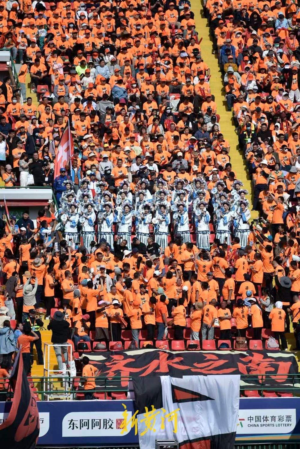 文体旅融合点亮首秀，齐鲁超赛济南队6球大胜济宁队