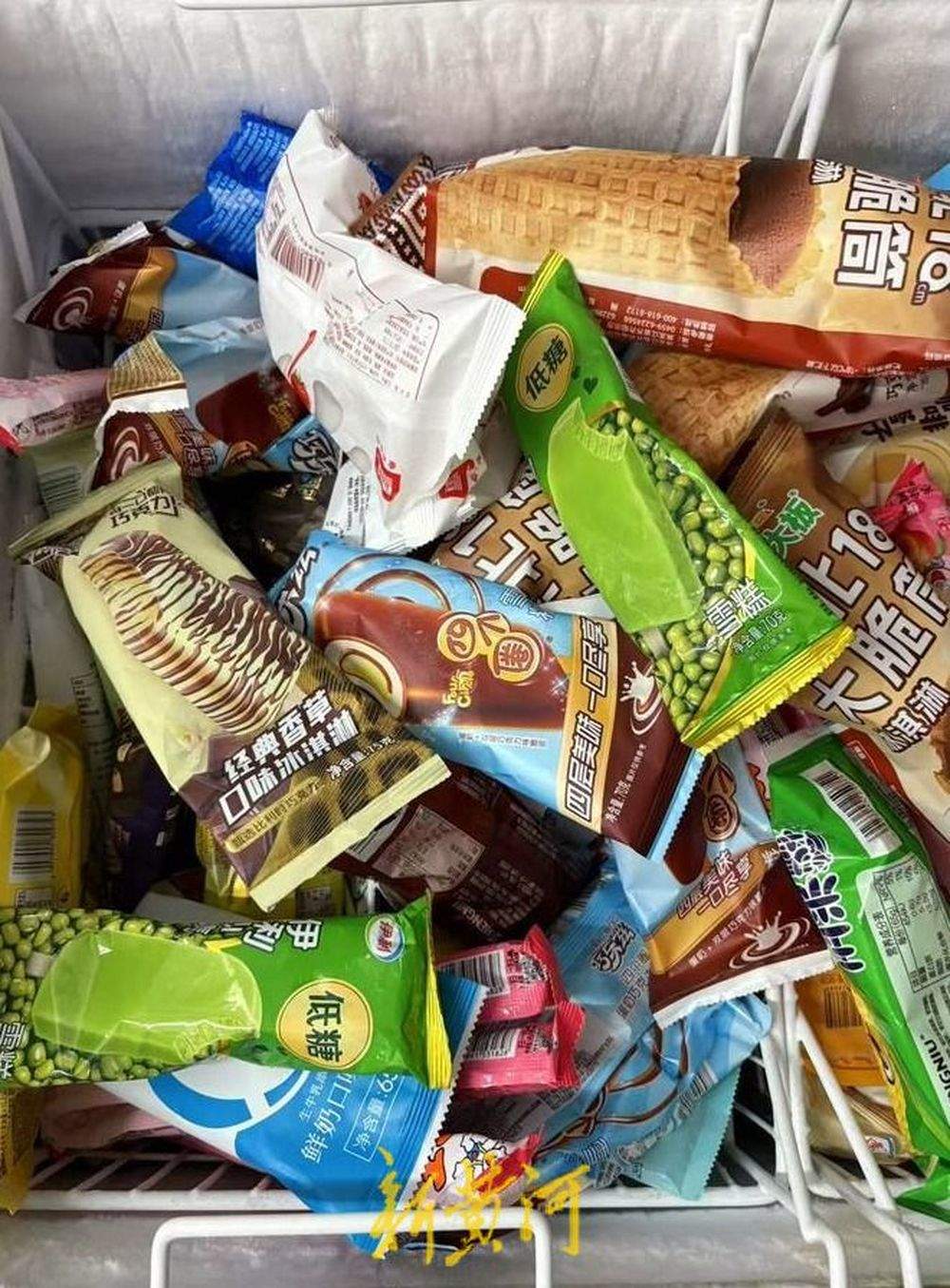 记者探访高温下的“清凉经济”：雪糕告别“刺客”时代，中式茶饮抢占市场 