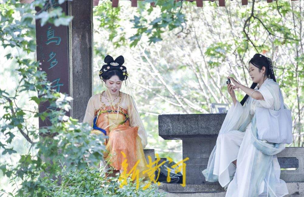 济南大明湖畔的避暑纳凉点 成汉服打卡网红地