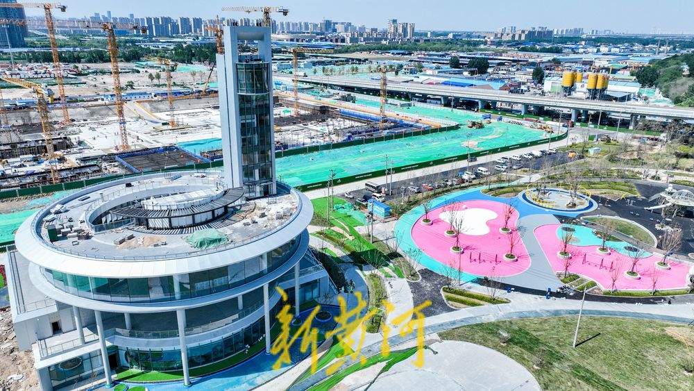 集运动健身自然景观为一体，黄河畔新建绿地公园打造市民休闲好去处