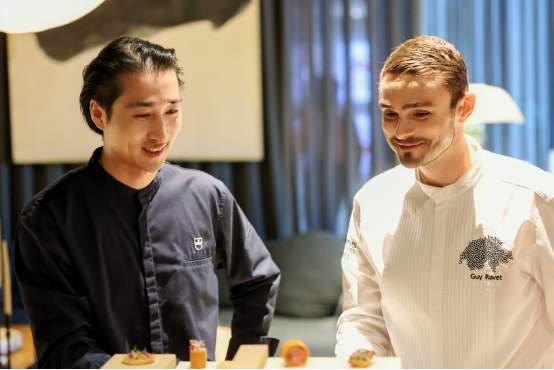 从阿尔卑斯山到中国餐桌 瑞族V-ZUG携手Gault & Millau主厨，以精工科技演绎品质生活方式