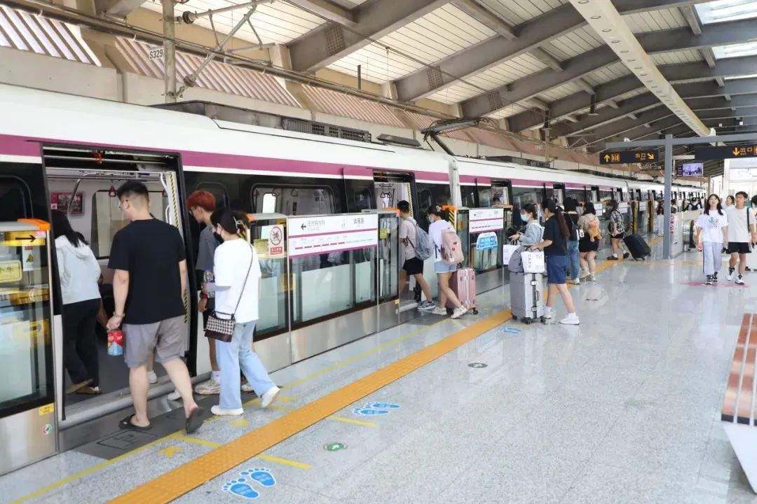 济南：中高考期间，考生及2名家长免费乘地铁