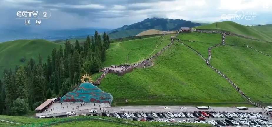 “不夜城”、房车游、草原游……夏日旅游市场“新”意足 吸引力拉满