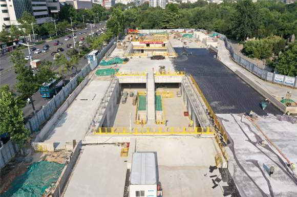 项目强省会｜济南地铁4号线泉城公园站：最“浅”车站施工进入后段