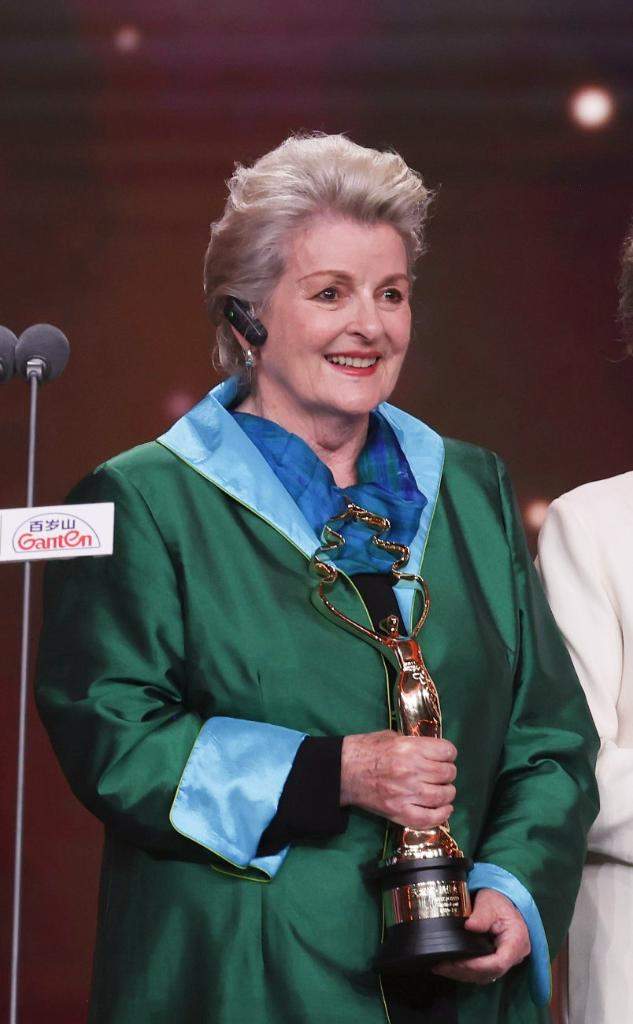 第十六届北京国际电影节圆满闭幕 “天坛奖”礼赞春日光影盛宴