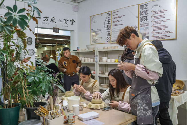 小手工大市场 “指尖经济”释放消费新潜力