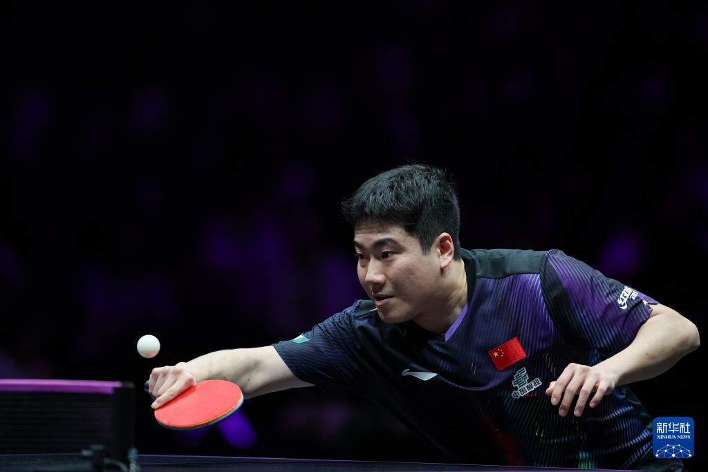 乒乓球——WTT重庆冠军赛：梁靖崑无缘男单八强