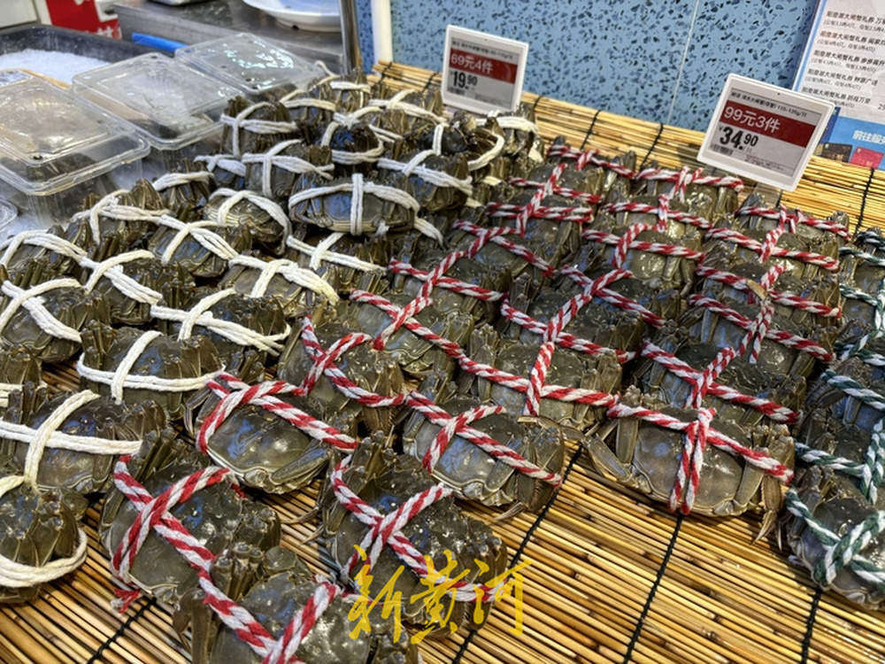 临近中秋螃蟹开始大卖，梭子蟹价格最高已达160元/斤