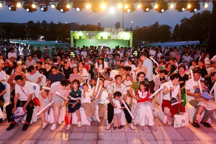 2026济南消费季暨“泉城焕新 购享生活”系列促消费活动启幕